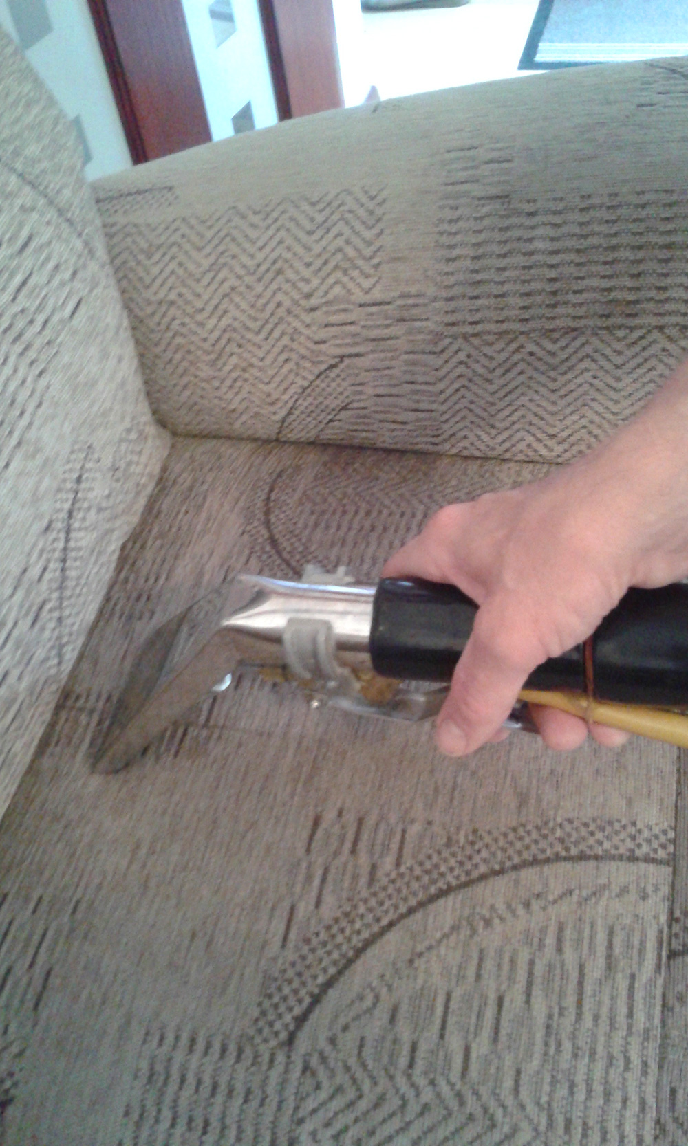 sofa and chair cleaning